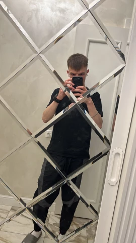 Я петух и педафил и гей, наркоман