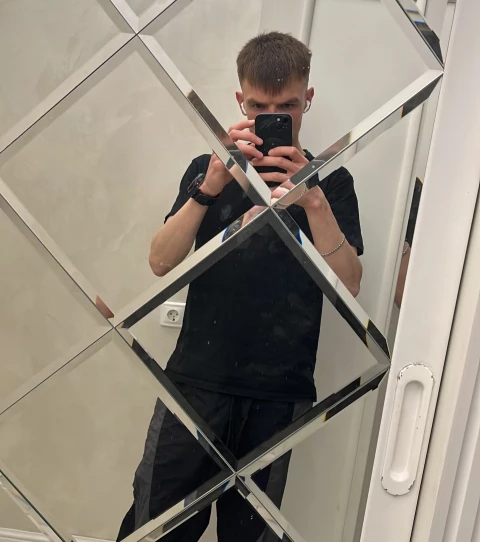 Я петух и педафил и гей, наркоман